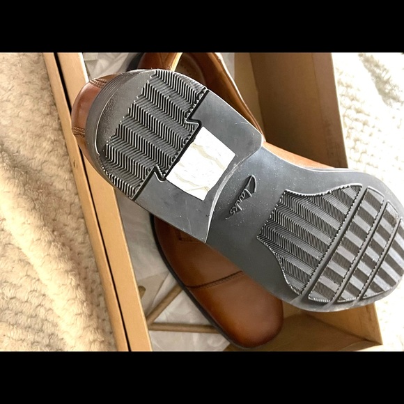 Clarks Ultimate Comfort Collection Size 10 in Original Box Worn Once - Picture 5 of 5